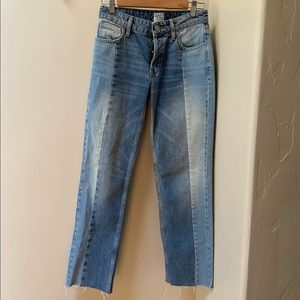 BDG straight leg jeans “Jessiye” size waist 25 length 32